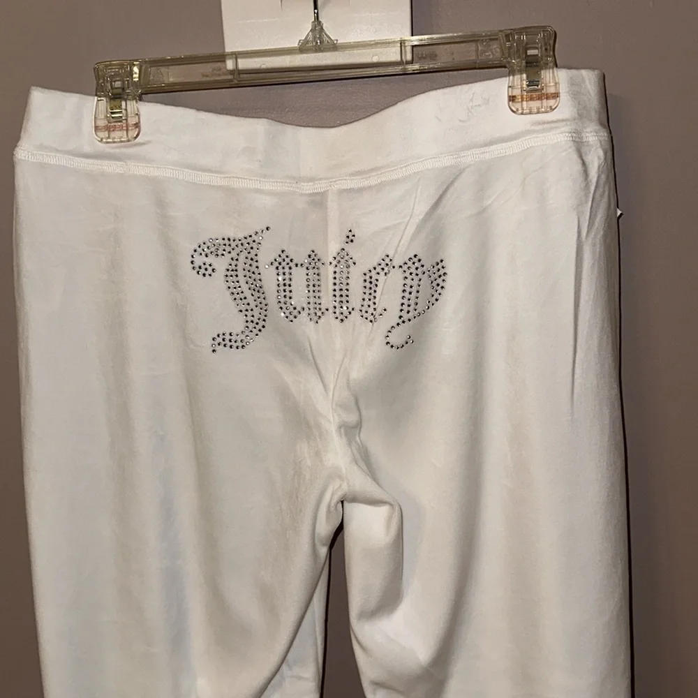 Juicy Couture Rhinestone Logo White Velour Tracksuit - Picture 2 of 11